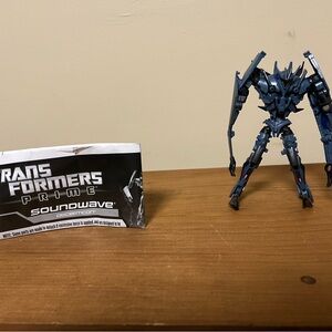 Transformers Prime Soundwave Decepticon Action Figure with instructions
